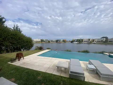 Casa en Venta en Los Lagos 5 dormitorios, Nordelta 100