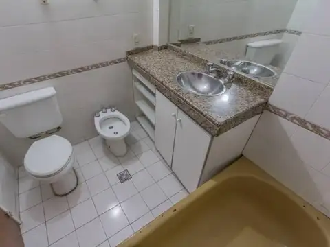 Av. Pueyrredón  al 1300