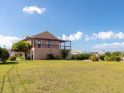 Explorador y Victoria,, Montoya, la Barra
