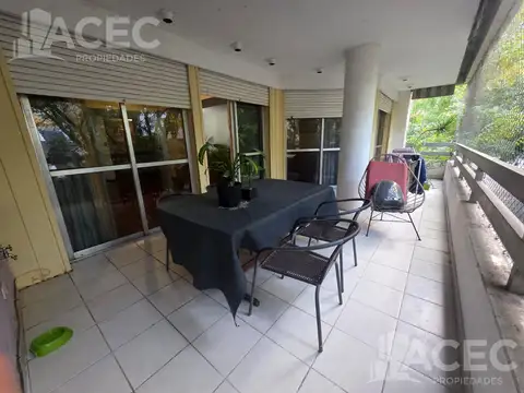 3 de Febrero 100 - Piso Exclusivo - 1º Piso