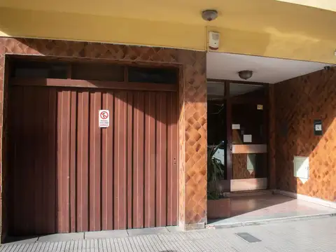 Azara 100, Piso 2