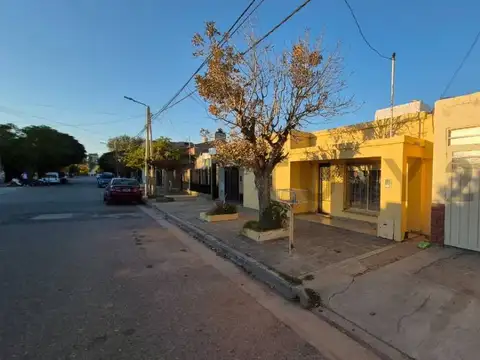 Lacar 200, Piso 0