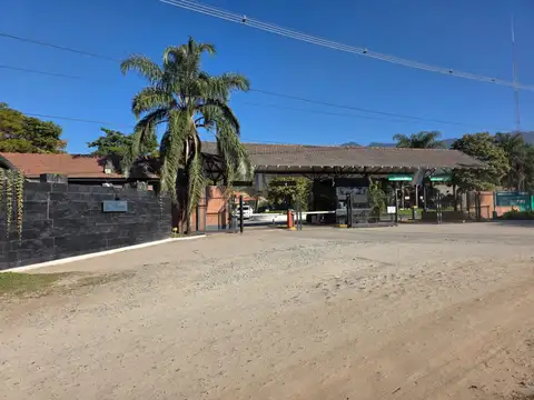 Unico Terreno en Country Las Yungas  1700 M2