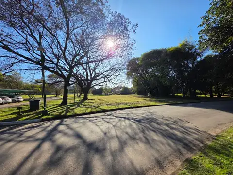 Unico Terreno en Country Las Yungas  1700 M2