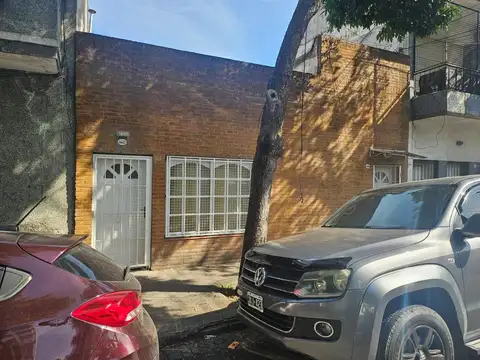 Pedro Echague 1442 , Piso pb