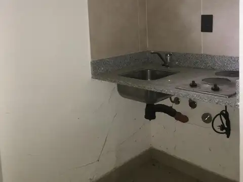 Esquiu y R. Castiglioni