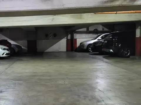 Cochera cubierta  en venta ubicado en Microcentro!