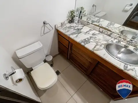 Depto Tipo Casa 4 ambientes con 2 baños