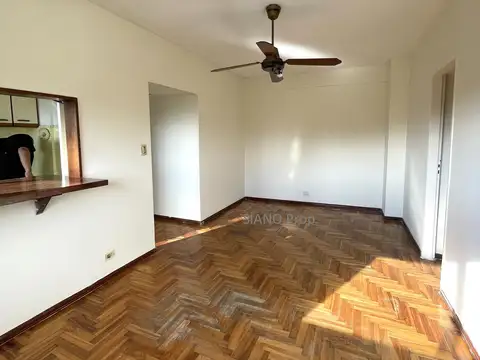 Manzanares 1800, Piso 6