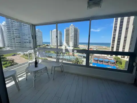 oportunidad en playa brava   apartamento con parrillero propio
