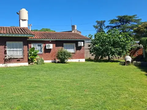 Casa 6 ambientes con 3 baños