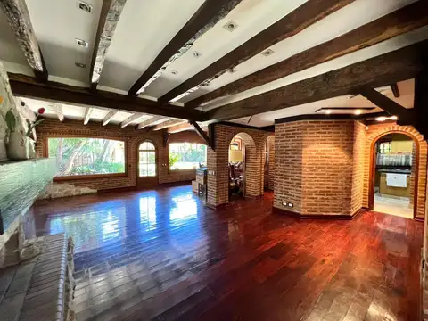 Casa en Venta en Martinez Fleming / Panamericana, USD 850.000