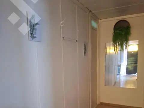 Casa en Alquiler con 1 cochera