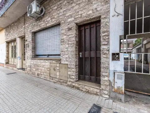 Depto Tipo Casa en Venta de 5 ambientes