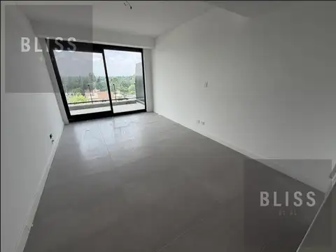 Departamento en Alquiler con 1 cocheras