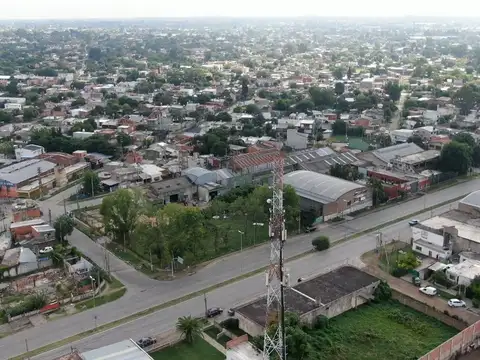 VENTA GALPONES LOTE INDUSTRIAL OFICINAS 8100M2 R21