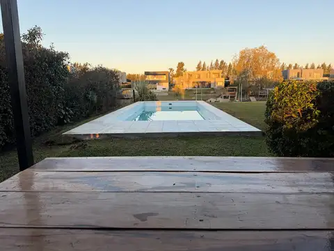 Casa en Venta y Alquiler en San Marco 3 dormitorios, Villanueva 100