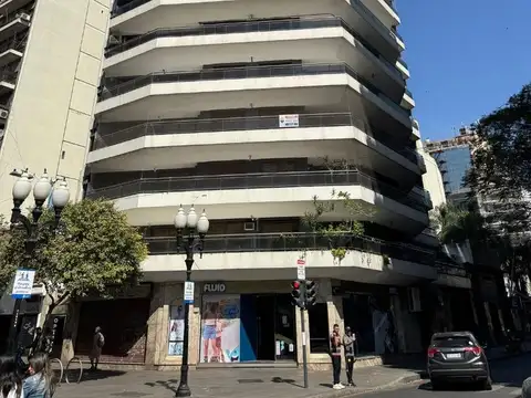 semipiso de 3 dormitorios mas dependencia a la venta