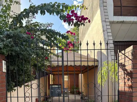 Depto Tipo Casa en Venta al Este
