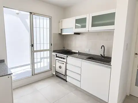 Depto Tipo Casa en Alquiler de 1 dormitorio