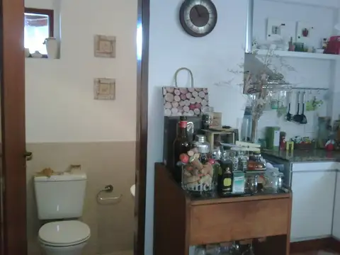 Casa 3 ambientes con 2 baños