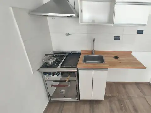 Depto Tipo Casa en Alquiler de 2 ambientes
