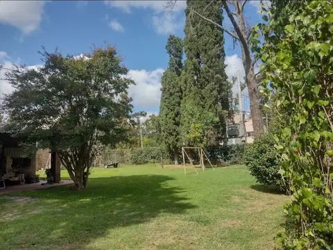 CASA QUINTA EN ALQUILER, DE 4 AMBIENTES EN DEL VISO, BARRIO RESIDENCIAL LOS JAZMINES