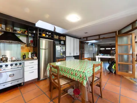 Casa 4 ambientes con 3 baños
