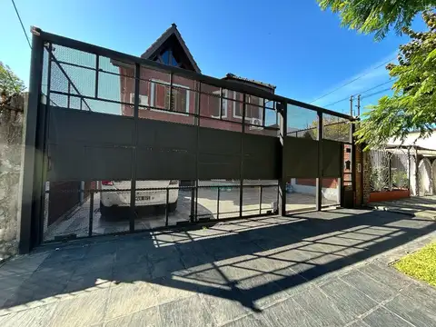 VENTA - CASA 5 AMBIENTES + DEPARTAMENTO 2 AMBIENTES - PADUA