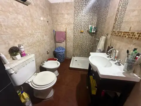 Departamento 6 ambientes con 5 baños