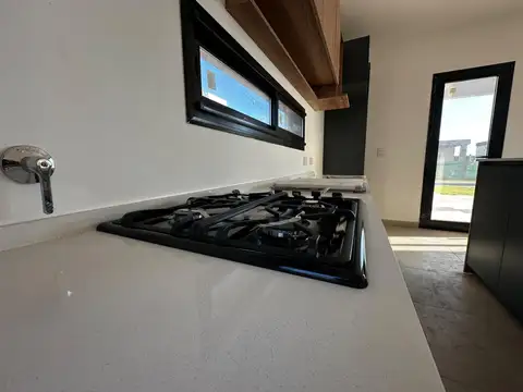 Casa en Venta en Pilar Del Este, USD 235.000