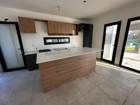 Sg Casa Venta Premium Pilar Del Este