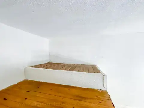 Depto Tipo Casa en Alquiler 50 años