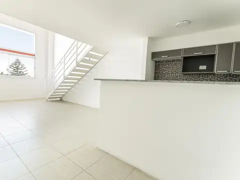 Manuela Pedraza 2500