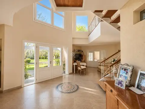 Casa en Venta de 5 dormitorios