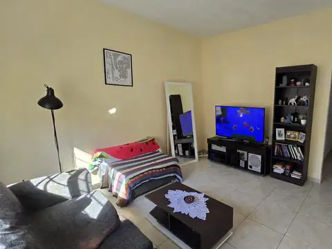 Depto Tipo Casa en Venta con 1 cocheras