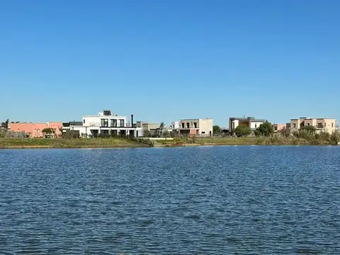 LOTE EN VENTA BARRIO SAN SEBASTIAN ZELAYA ESCOBAR