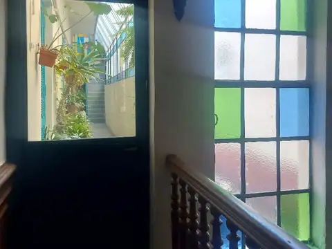 Depto Tipo Casa en Venta 80 años