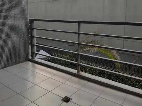 VENTA DEPTO MONOAMBIENTE TIPO HOTEL PILETA PARRILLA
