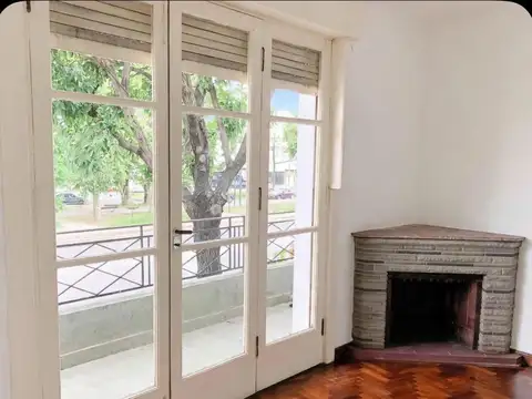 Depto Tipo Casa Monoambiente con 2 baños