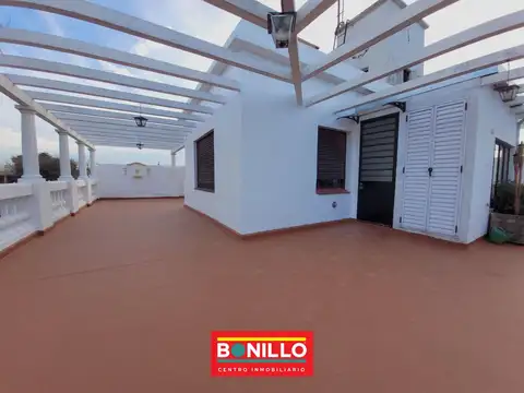 Depto Tipo Casa en Alquiler en Villa Pueyrredón, $ 1.800.000