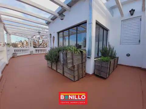 Depto Tipo Casa en Alquiler de 2 dormitorios