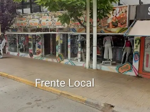 IMPORTANTE LOCAL COMERCIAL en ALQUILER en PLENO CENTRO de CIPOLLETTI