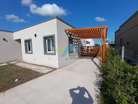 Casa en Venta con 1 cochera