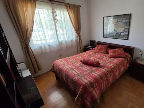 Depto Tipo Casa 4 ambientes con 1 baño