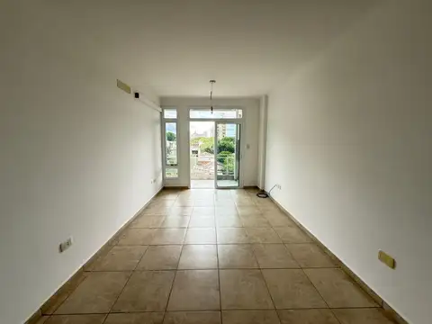 AVENIDA VELEZ SARSFIELD 700, Piso 2