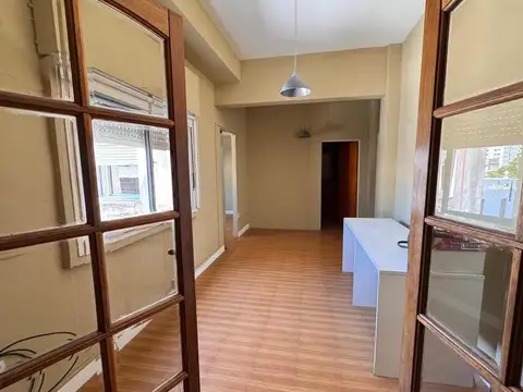 OFICINA EN VENTA PASAJE CENTRAL