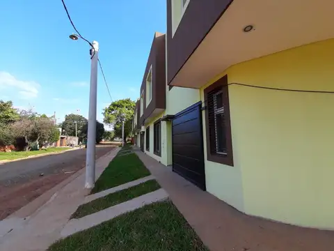 Depto Tipo Casa en Venta de 4 ambientes