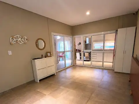 Depto Tipo Casa 4 ambientes con 3 baños