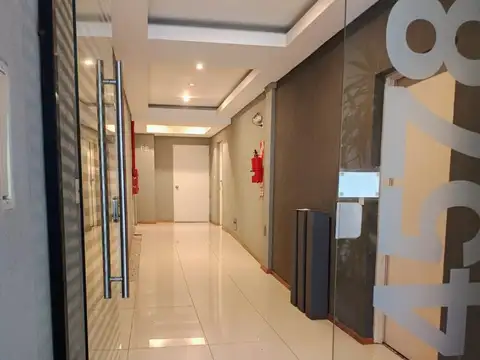 Lindo depto de 2 ambientes con patio apto profesional